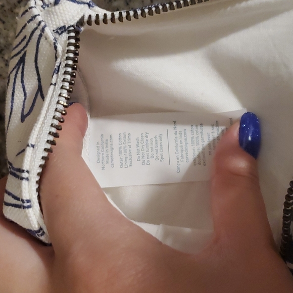 100% cotton‎ pouch by Carve Designs - Picture 5 of 5